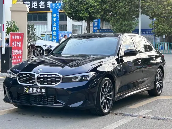 BMW 3 Series 2023, арт. CN-3510428 — фото 1