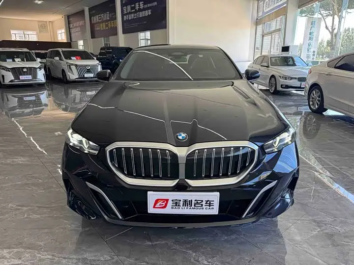 BMW 5 Series 2024, арт. CN-3512213 — фото 1