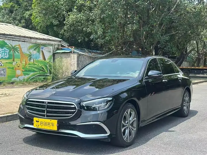 Mercedes-Benz E-Class 2023, арт. CN-3512253 — фото 1