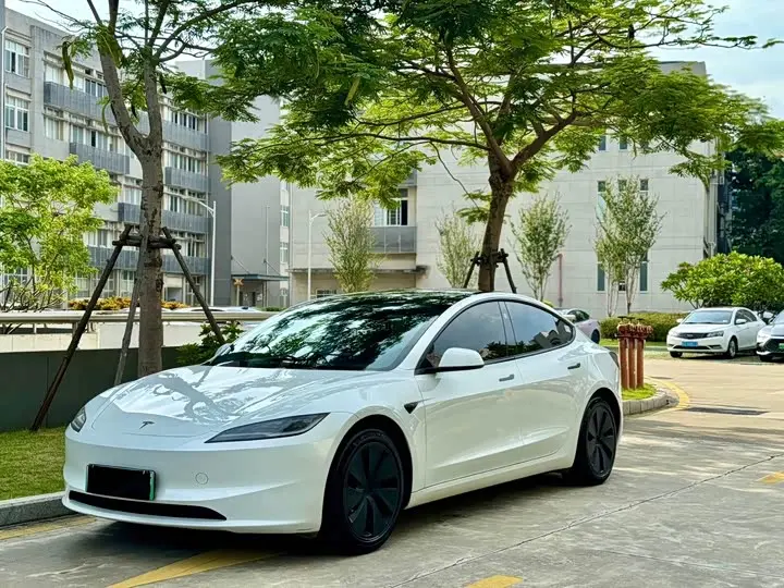 Tesla Model 3 2023, арт. CN-3512922 — фото 1