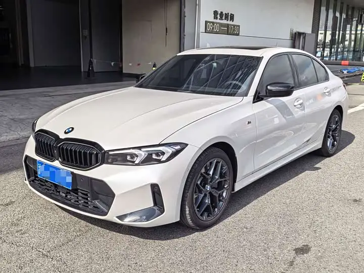 BMW 3 Series 2026, арт. CN-3512935 — фото 1