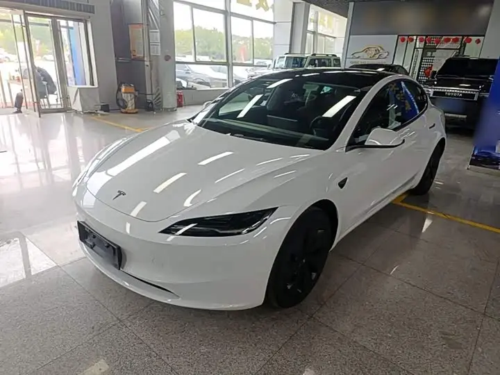Tesla Model 3 2026, арт. CN-3512960 — фото 1