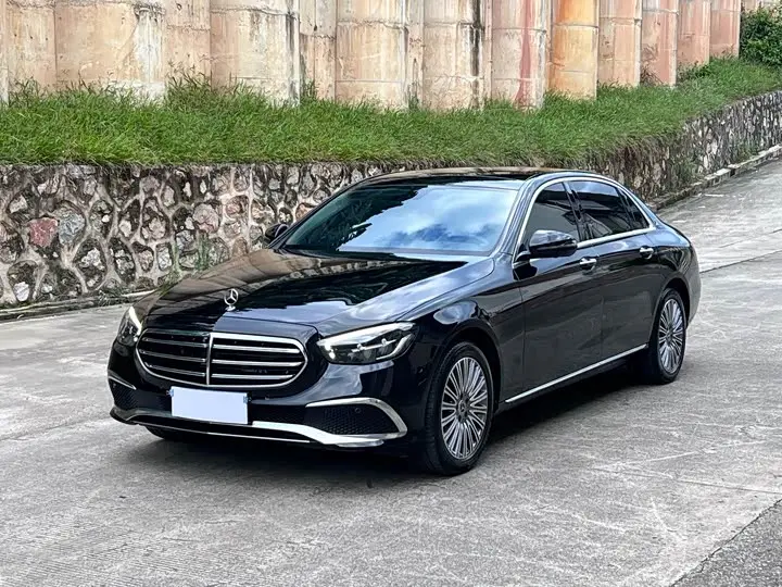 Mercedes-Benz E-Class 2023, арт. CN-3513498 — фото 1