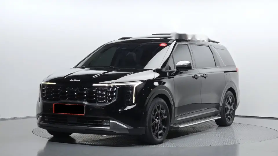 Kia Carnival 2023, арт. KR-3517833 — фото 1