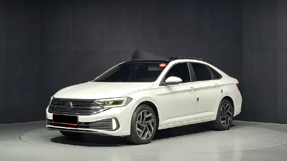 Volkswagen Jetta 2019, арт. KR-3517841 — фото 1