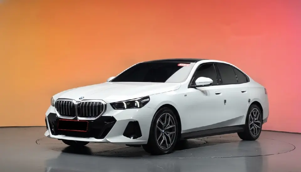 BMW 5 Series 2023, арт. KR-3518054 — фото 1