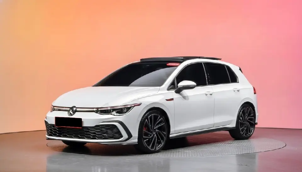 Volkswagen Golf 2022, арт. KR-3519113 — фото 1