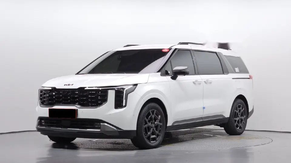Kia Carnival 2023, арт. KR-3523067 — фото 1