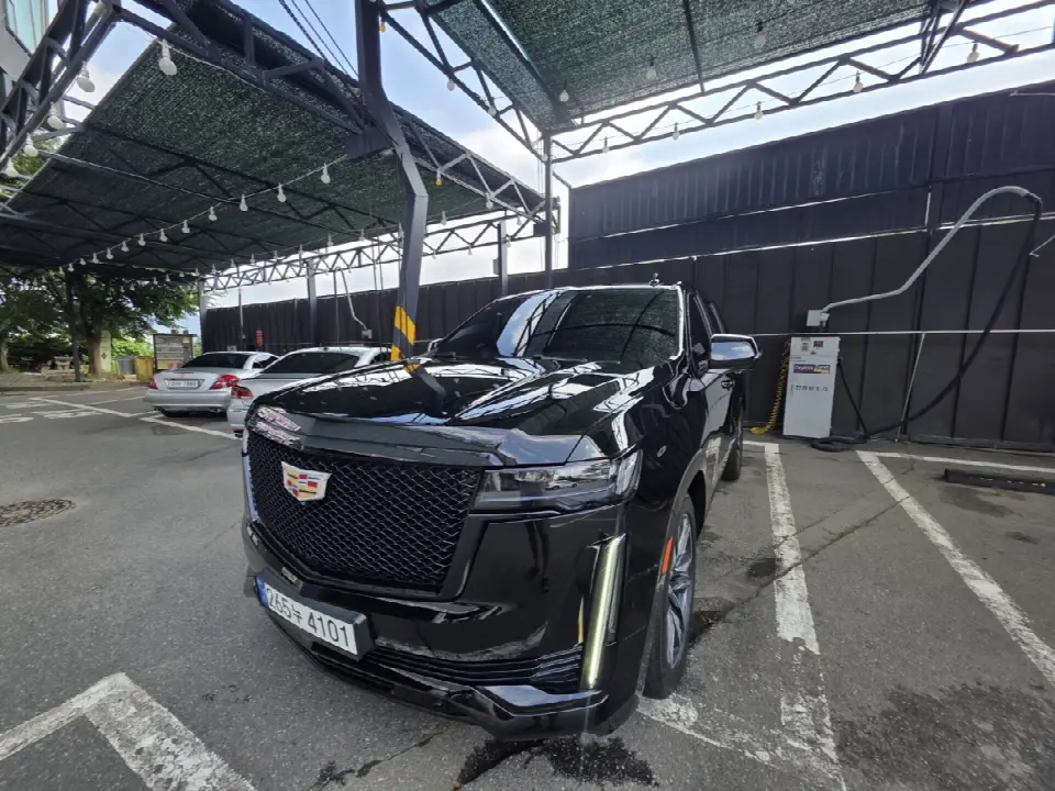Cadillac Escalade 2021, арт. KR-3546002 — фото 1