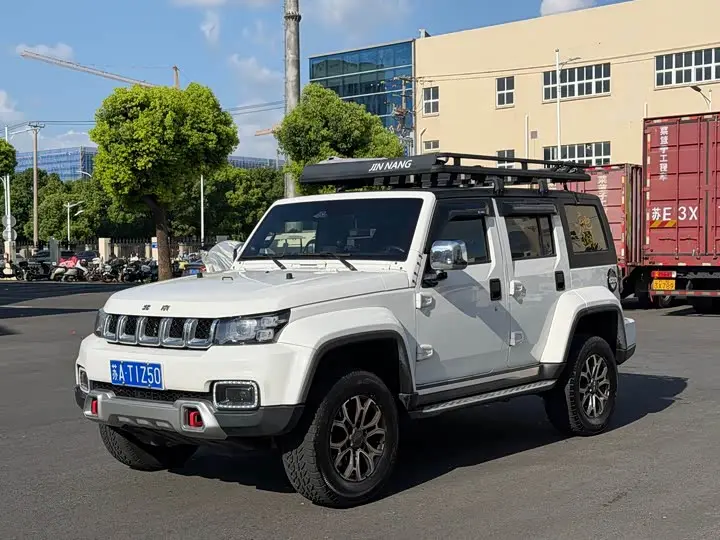 BAIC Beijing BJ40 2023, арт. CN-3549396 — фото 1