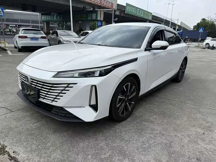Changan Eado Plus 2024, арт. CN-3550142 — фото 1