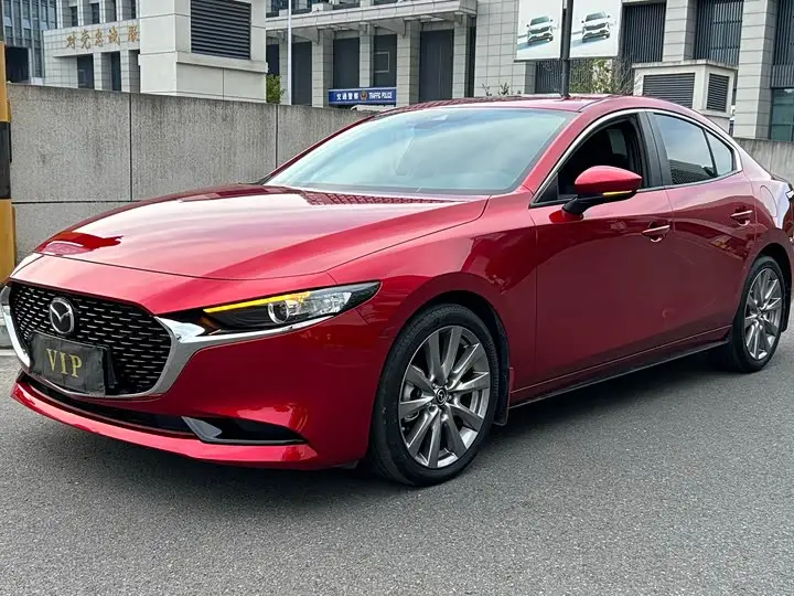 Mazda 3 (Axela) 2022, арт. CN-3552140 — фото 1