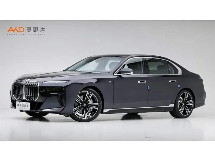 BMW 7 Series 2023, арт. CN-3552193 — фото 1