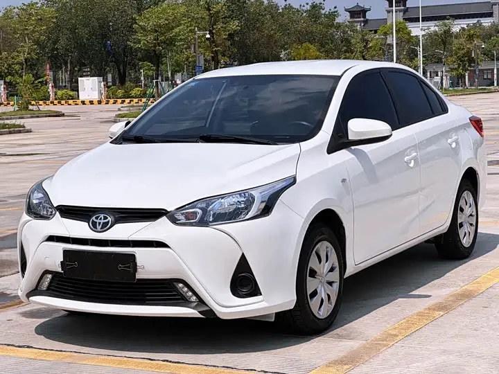 Toyota Yaris L 2022, фото из объявления