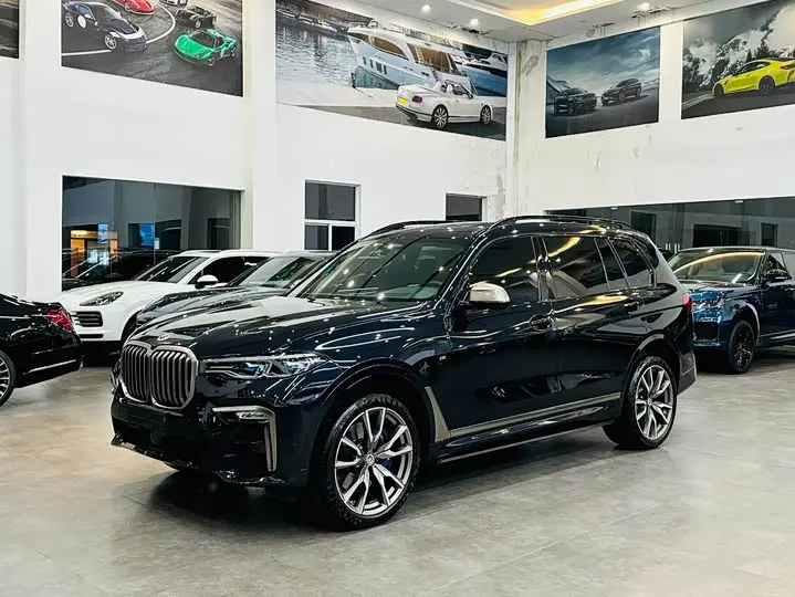 BMW X7 2021, арт. CN-3552415 — фото 1