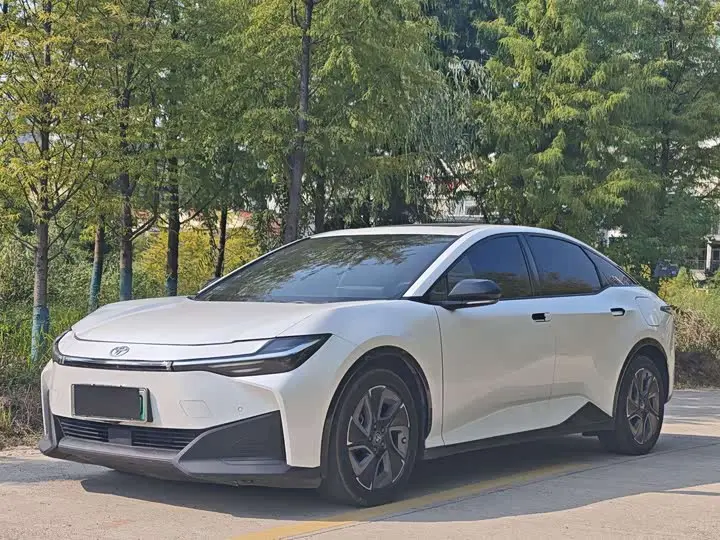 Toyota bZ3 2023, арт. CN-3552524 — фото 1