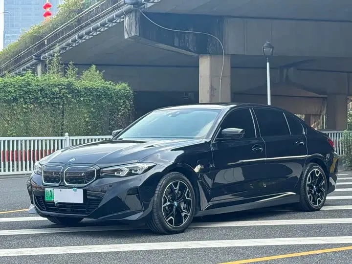 BMW i3 2023, арт. CN-3553412 — фото 1