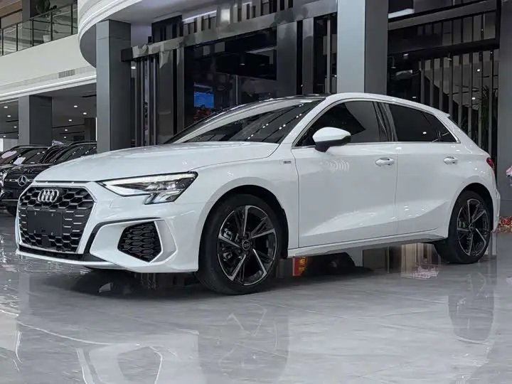 Audi A3 2023, арт. CN-3553470 — фото 1