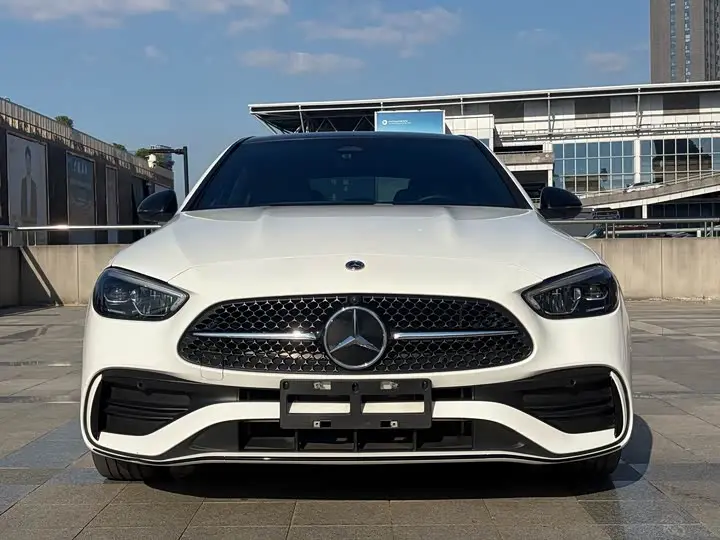 Mercedes-Benz C-Class 2023, арт. CN-3554208 — фото 1