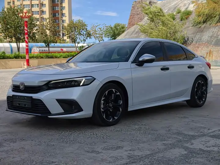 Honda Civic 2023, арт. CN-3554495 — фото 1