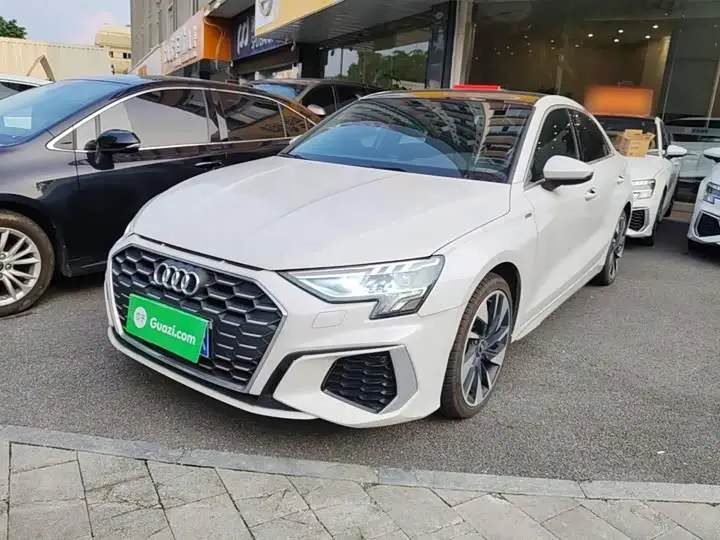 Audi A3 2024, арт. CN-3555148 — фото 1