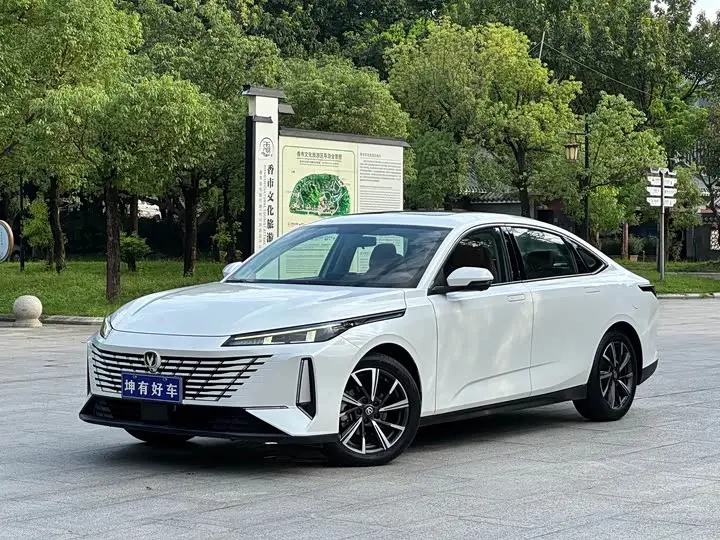 Changan Eado Plus 2024, арт. CN-3555332 — фото 1