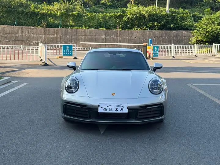 Porsche 911 2023, арт. CN-3556108 — фото 1