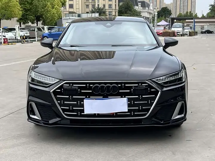 Audi A7L 2024, арт. CN-3556628 — фото 1