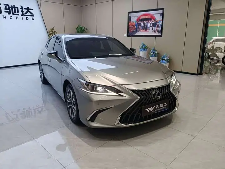 Lexus ES 2022, арт. CN-3556930 — фото 1