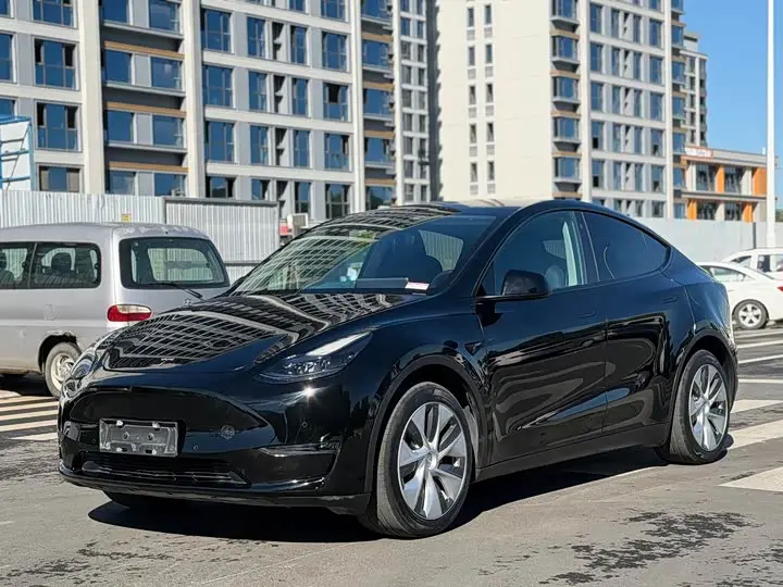 Tesla Model Y 2022, арт. CN-3557103 — фото 1