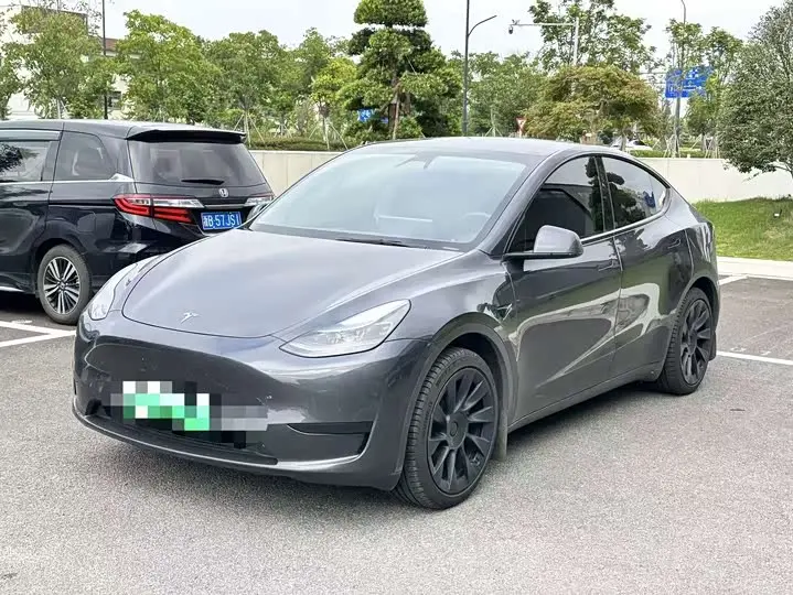 Tesla Model Y 2024, арт. CN-3557333 — фото 1