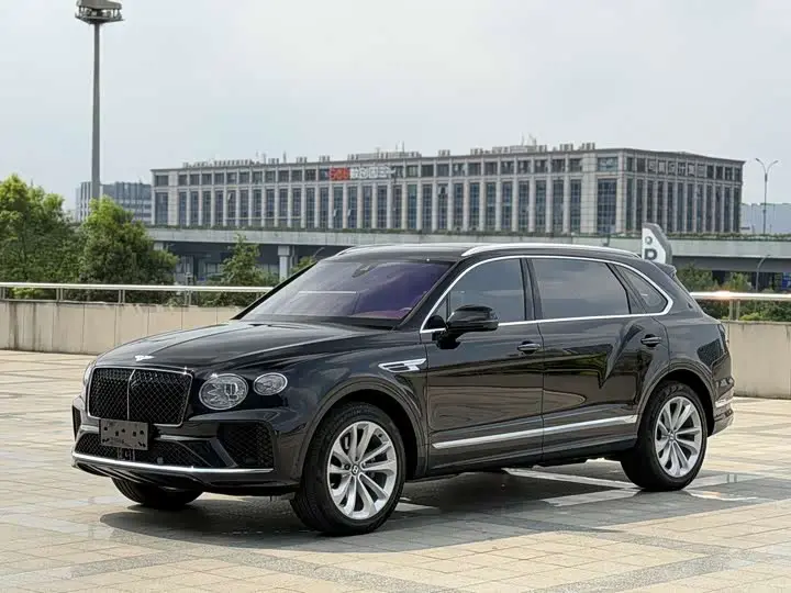 Bentley Bentayga 2024, арт. CN-3557715 — фото 1