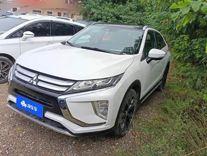 Mitsubishi Eclipse Cross 2019, фото из объявления