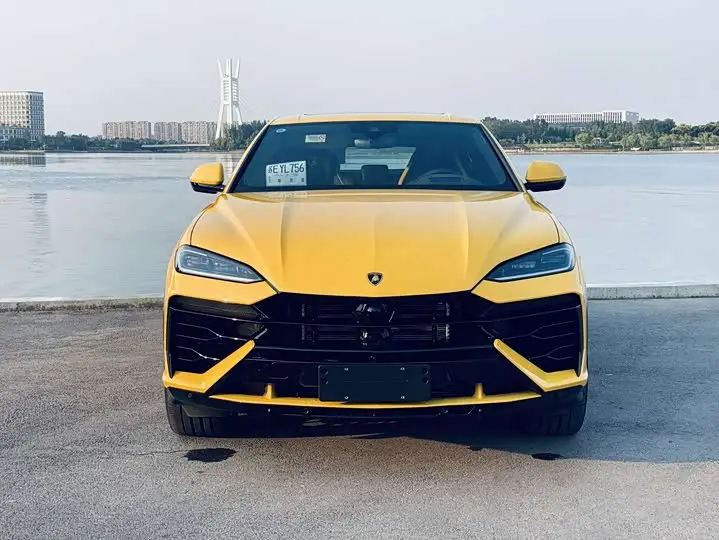 Lamborghini Urus SE 2025, арт. CN-3558421 — фото 1