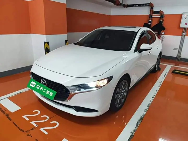 Mazda 3 (Axela) 2023, арт. CN-3558545 — фото 1