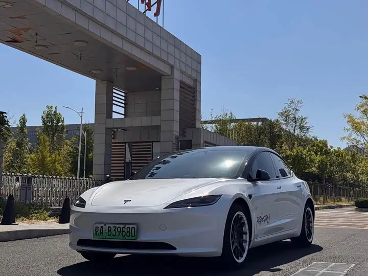 Tesla Model 3 2023, арт. CN-3559165 — фото 1