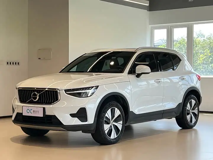 Volvo XC40 2024, арт. CN-3560461 — фото 1