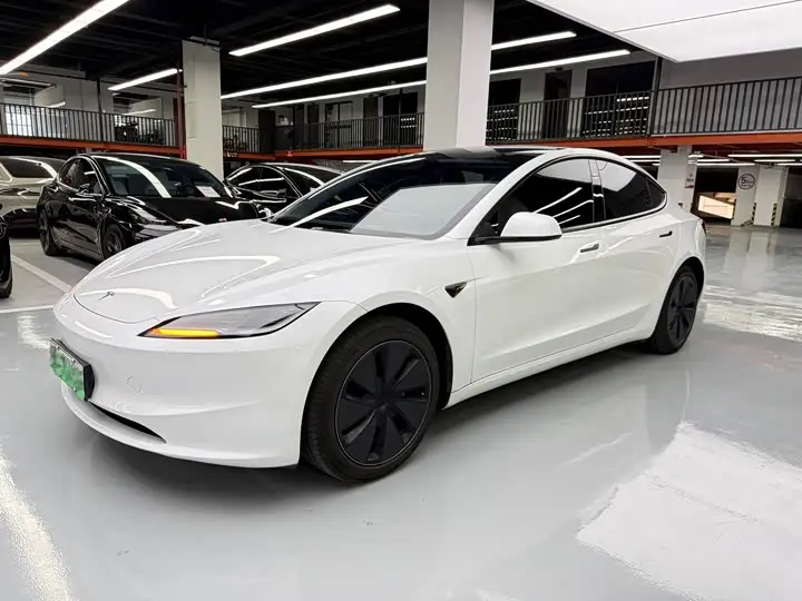 Tesla Model 3 2023, арт. CN-3560556 — фото 1