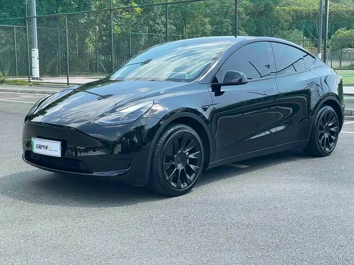 Tesla Model Y 2022, арт. CN-3562115 — фото 1