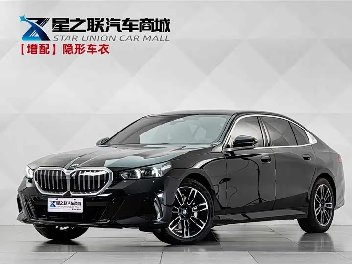 BMW 5 Series 2026, арт. CN-3562317 — фото 1