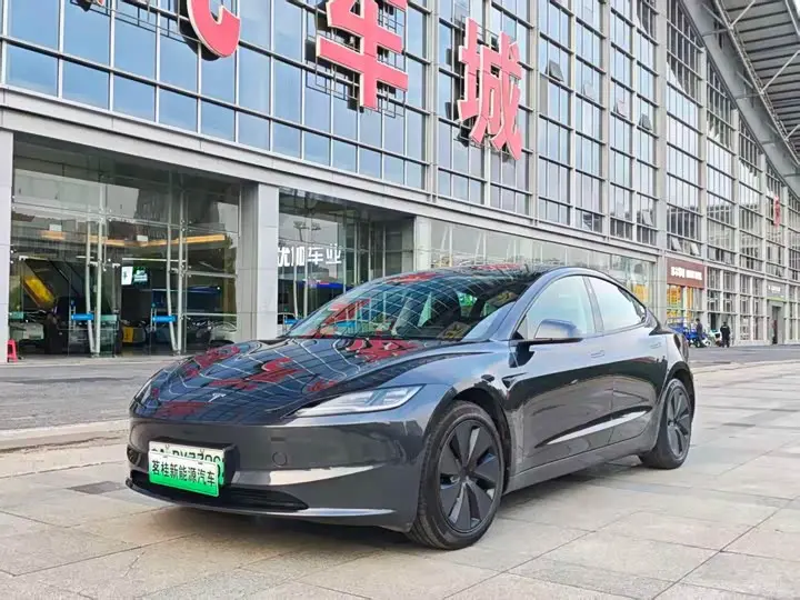 Tesla Model 3 2023, арт. CN-3563247 — фото 1