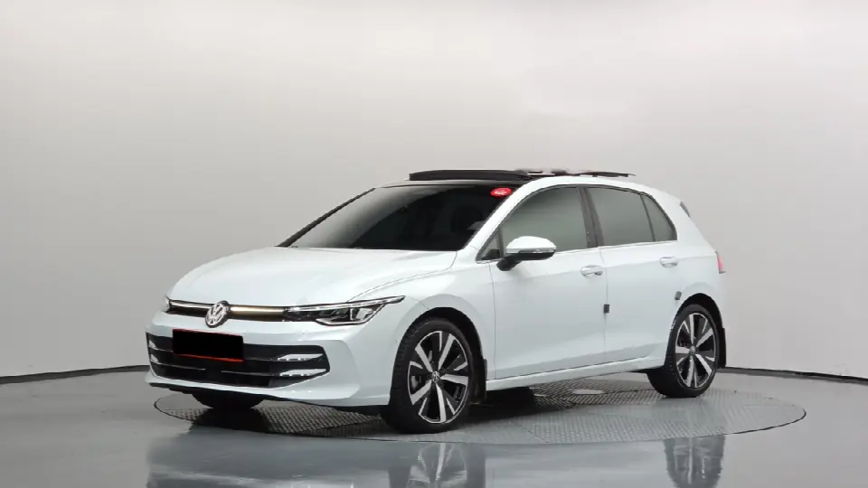 Volkswagen Golf 2022, арт. KR-3568217 — фото 1