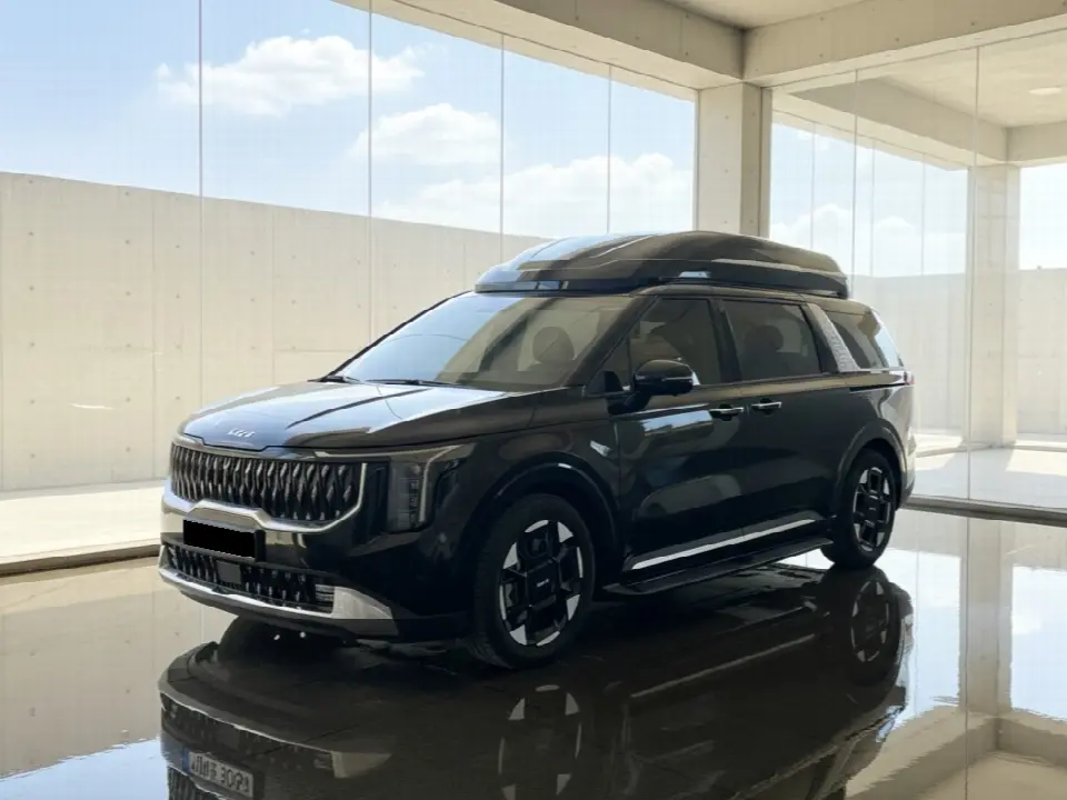Kia Carnival 2023, арт. KR-3571927 — фото 1