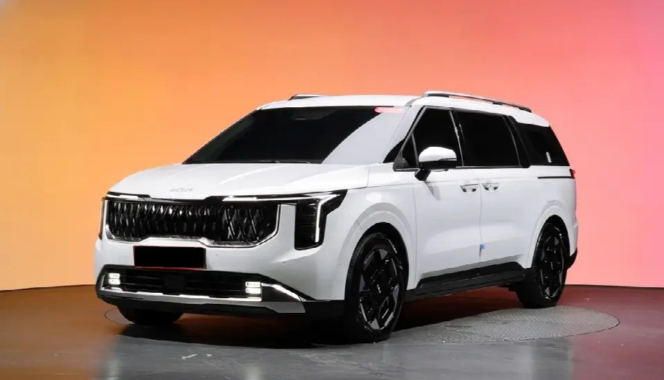 Kia Carnival 2023, арт. KR-3572048 — фото 1