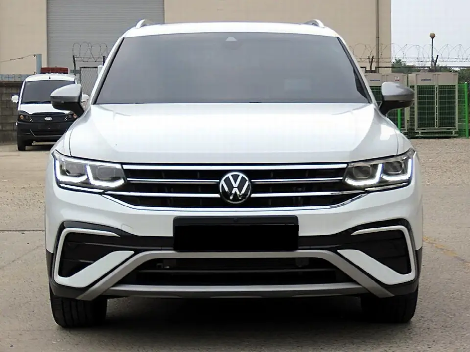 Volkswagen Tiguan 2018, арт. KR-3572102 — фото 1