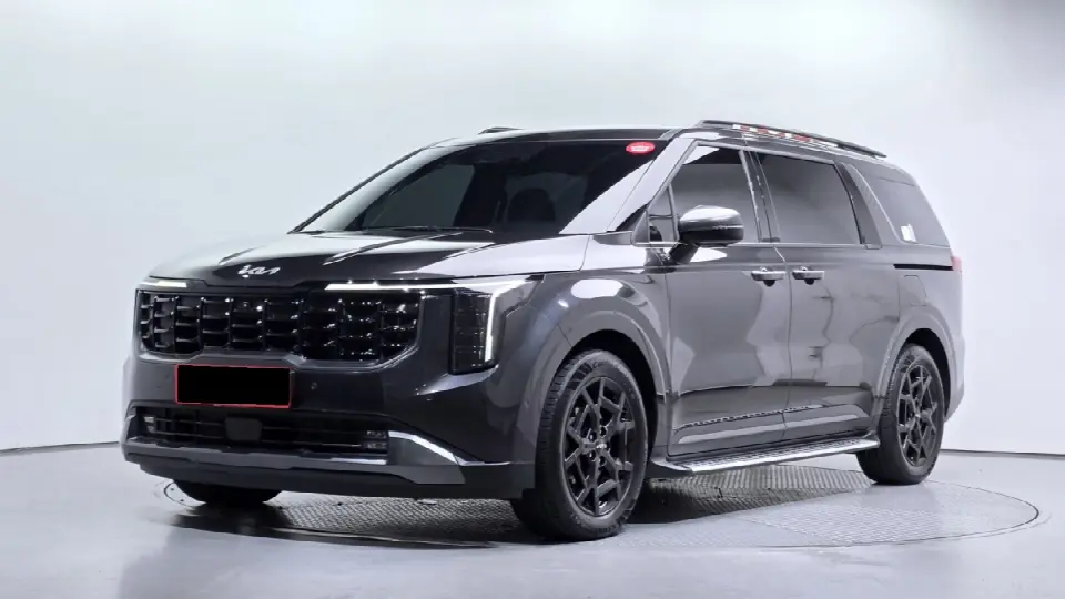 Kia Carnival 2023, арт. KR-3579870 — фото 1