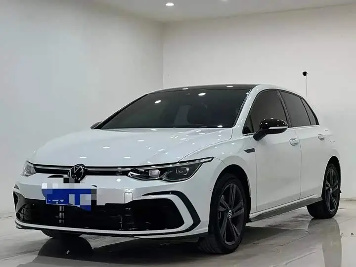 Volkswagen Golf 2021, арт. CN-3580792 — фото 1