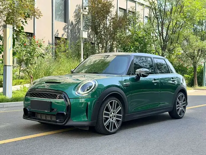 Mini Mini 2022, арт. CN-3581876 — фото 1