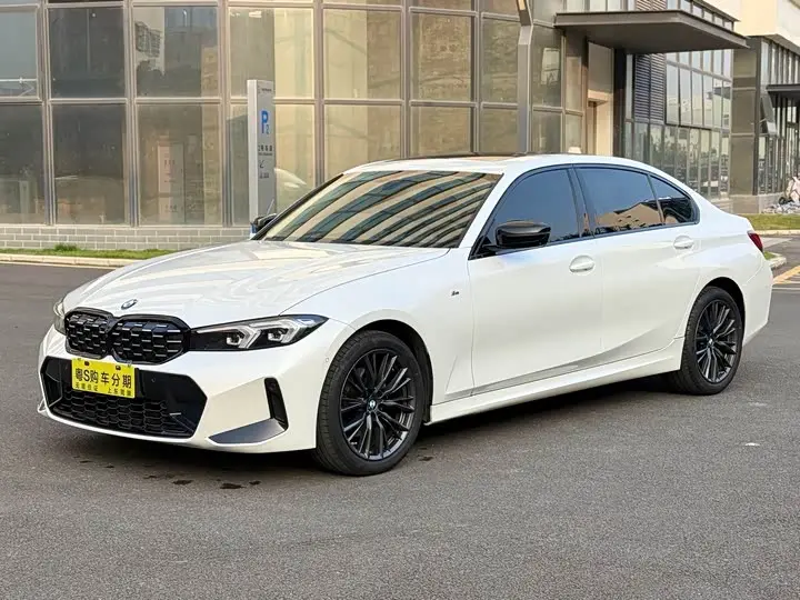 BMW 3 Series 2024, арт. CN-3582349 — фото 1
