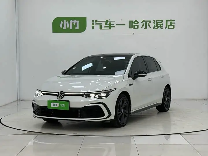 Volkswagen Golf 2021, арт. CN-3582803 — фото 1